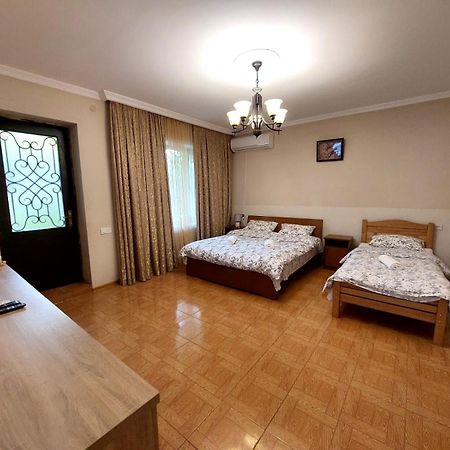 Geo Kutaisi Apartment Exterior photo