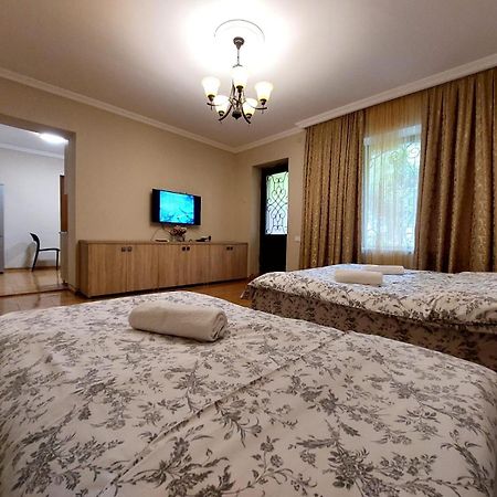 Geo Kutaisi Apartment Exterior photo