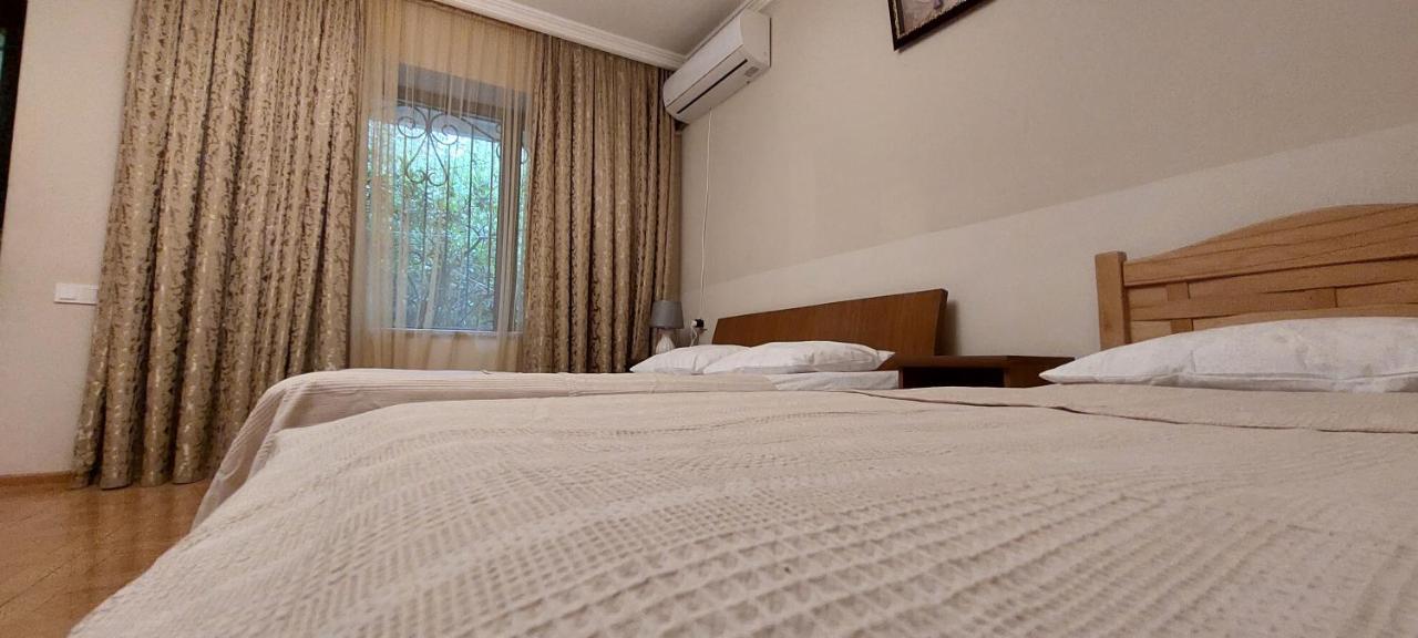 Geo Kutaisi Apartment Exterior photo