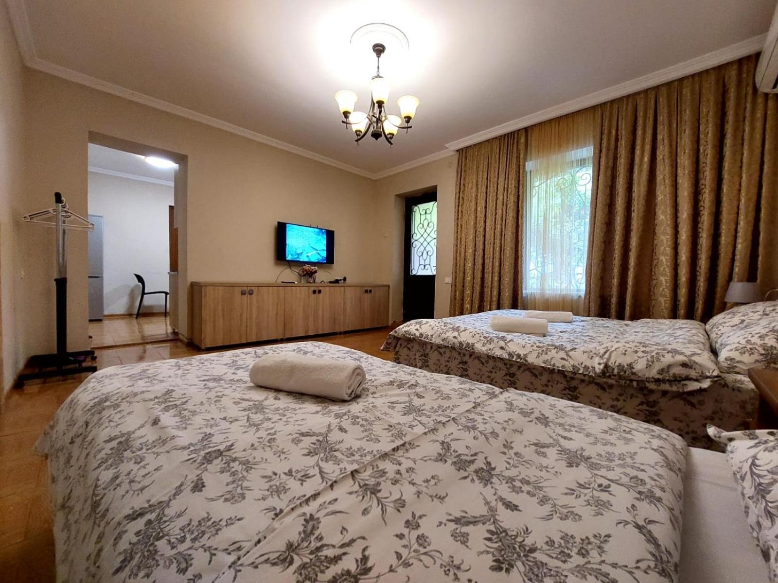 Geo Kutaisi Apartment Exterior photo
