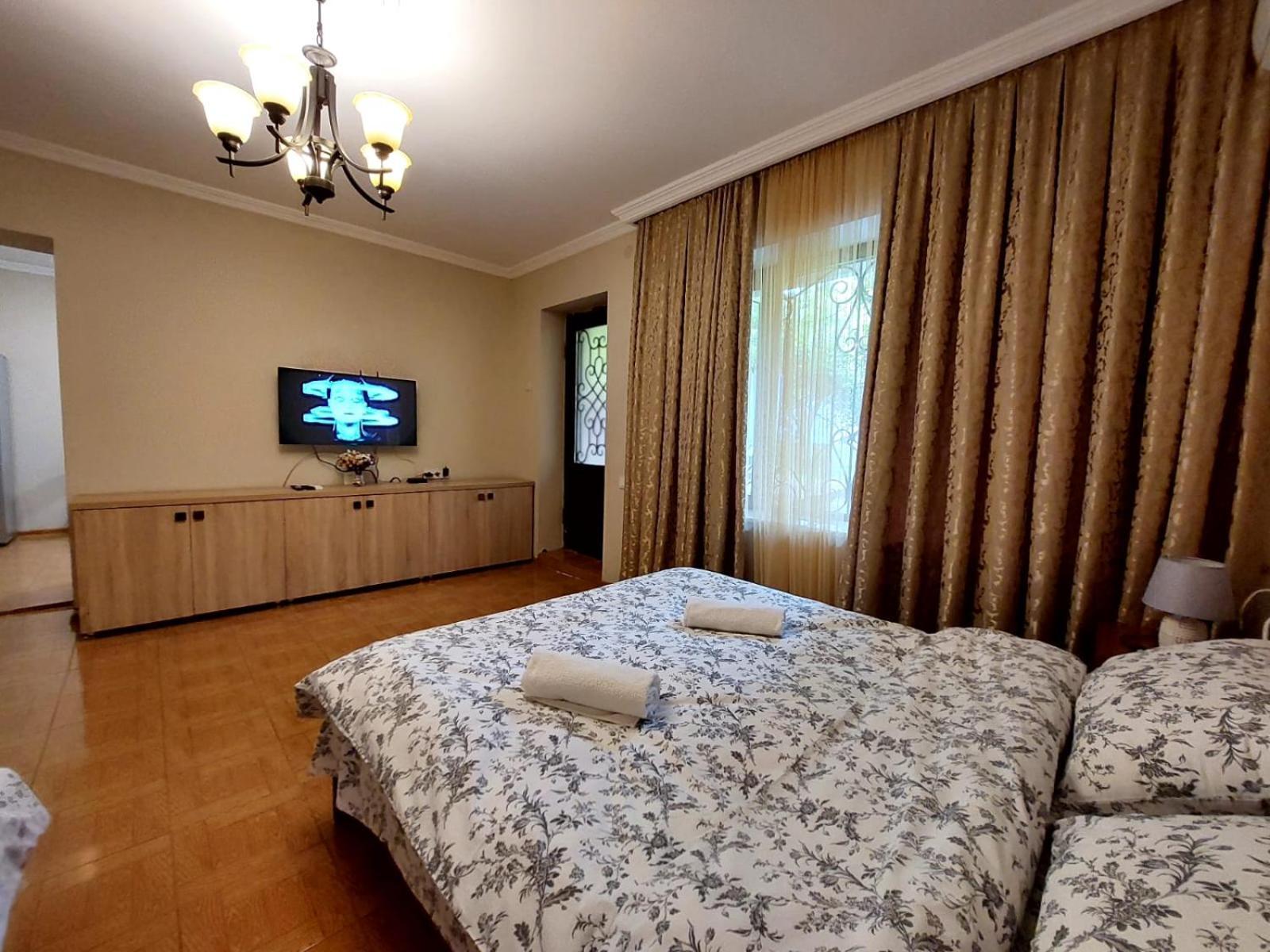 Geo Kutaisi Apartment Exterior photo